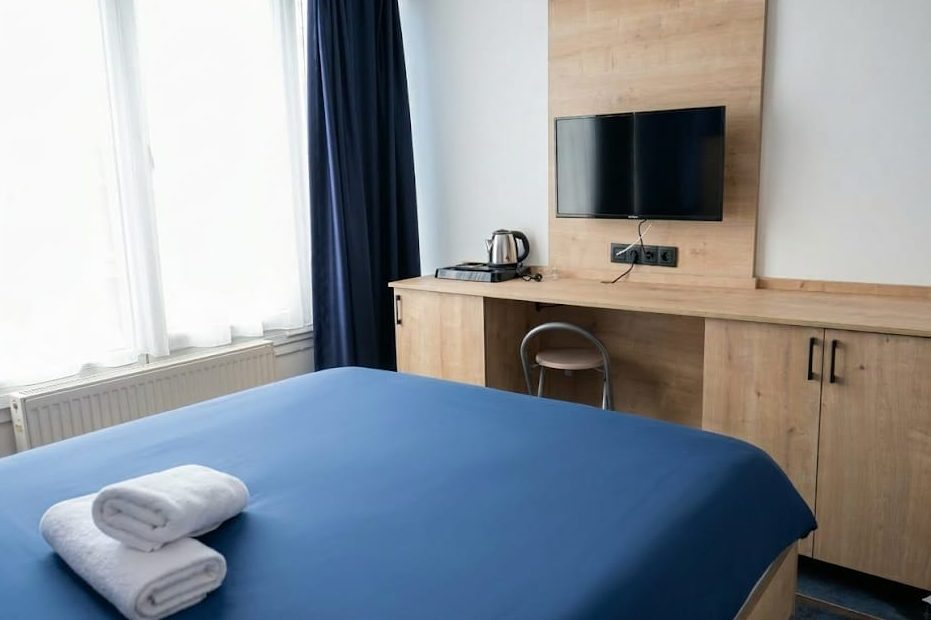 Yenimahalle apart daire, çalışma masalı oda